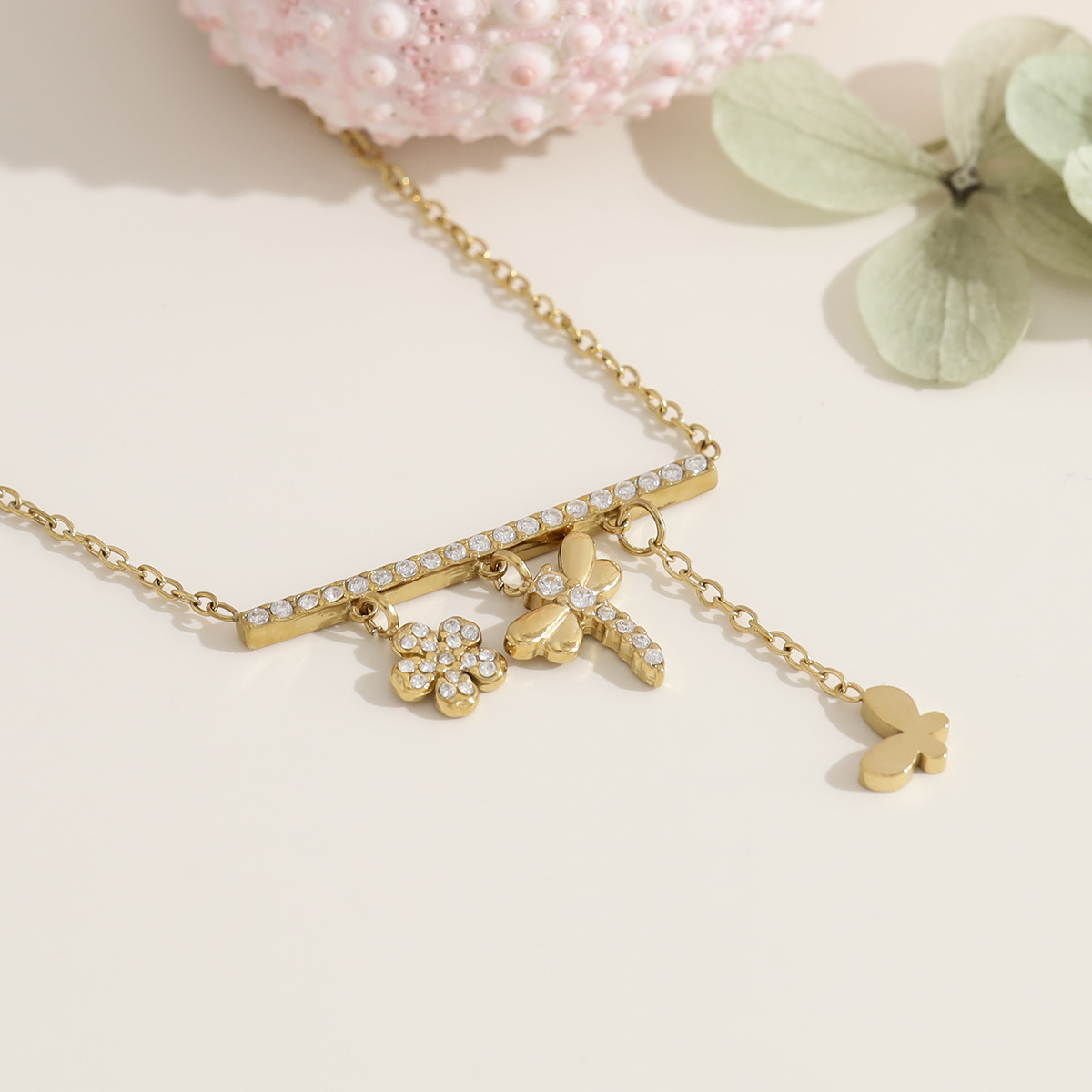 SECRET GARDEN CHARM BAR 24065