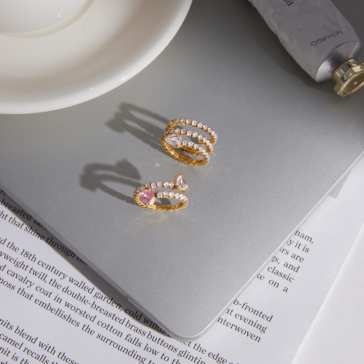 GOLDEN SERPENTINE PEAR RING 29325 — view 3
