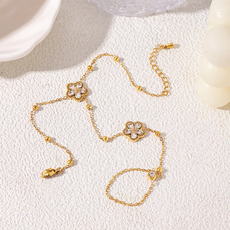 BLOSSOM MUSE HAND CHAIN 23247