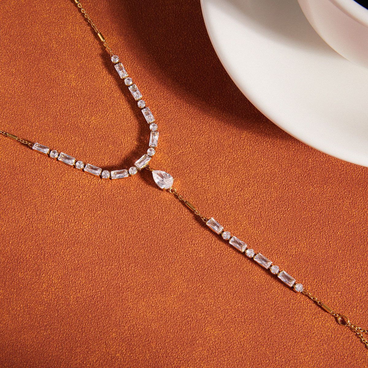 IMPERIAL PEAR BAGUETTE HAND CHAIN 35449 — view 2