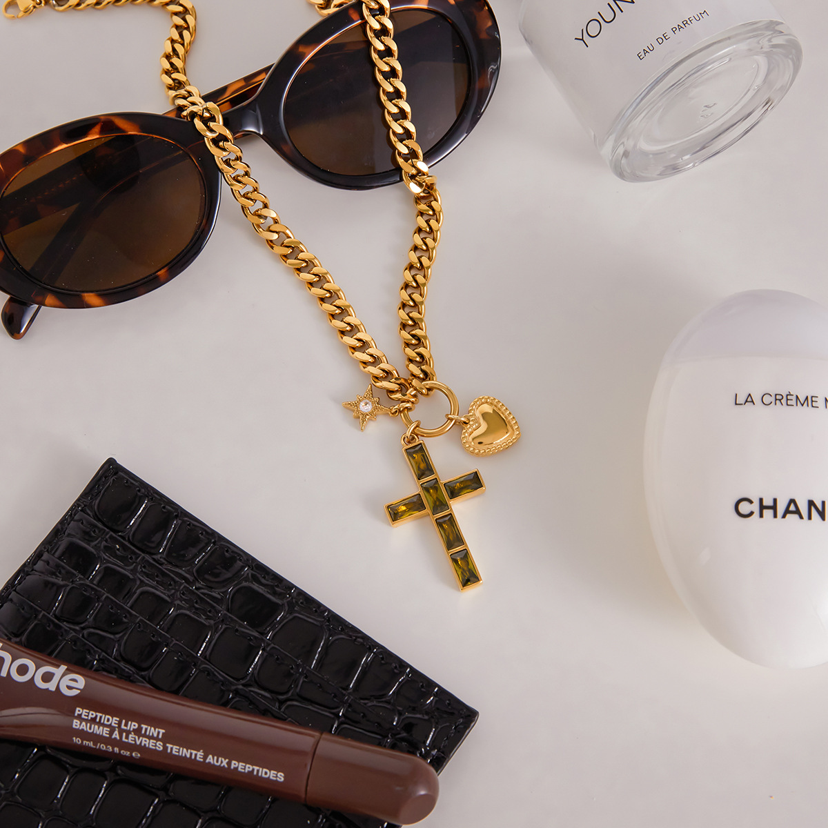 SACRED KHAKI CHARM NECKLACE 21842