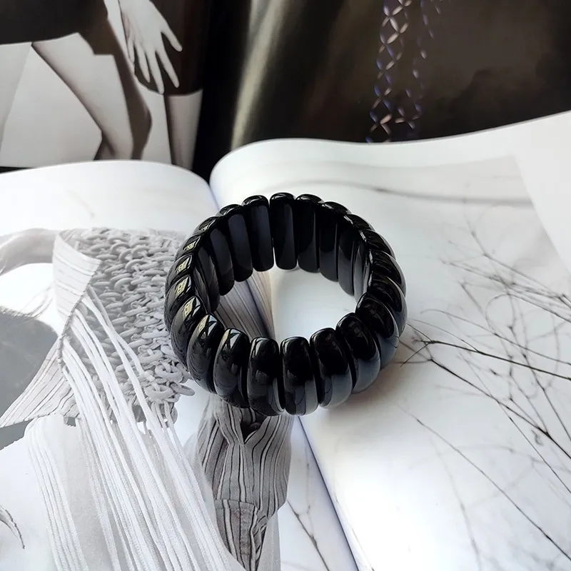RIBBED ARCHITECTURAL CUFF 82295 — view 3