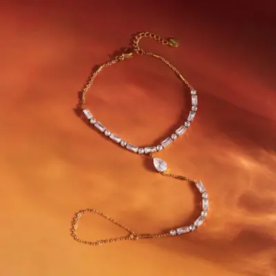 IMPERIAL PEAR BAGUETTE HAND CHAIN 35449
