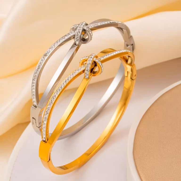 BRACELET 8889