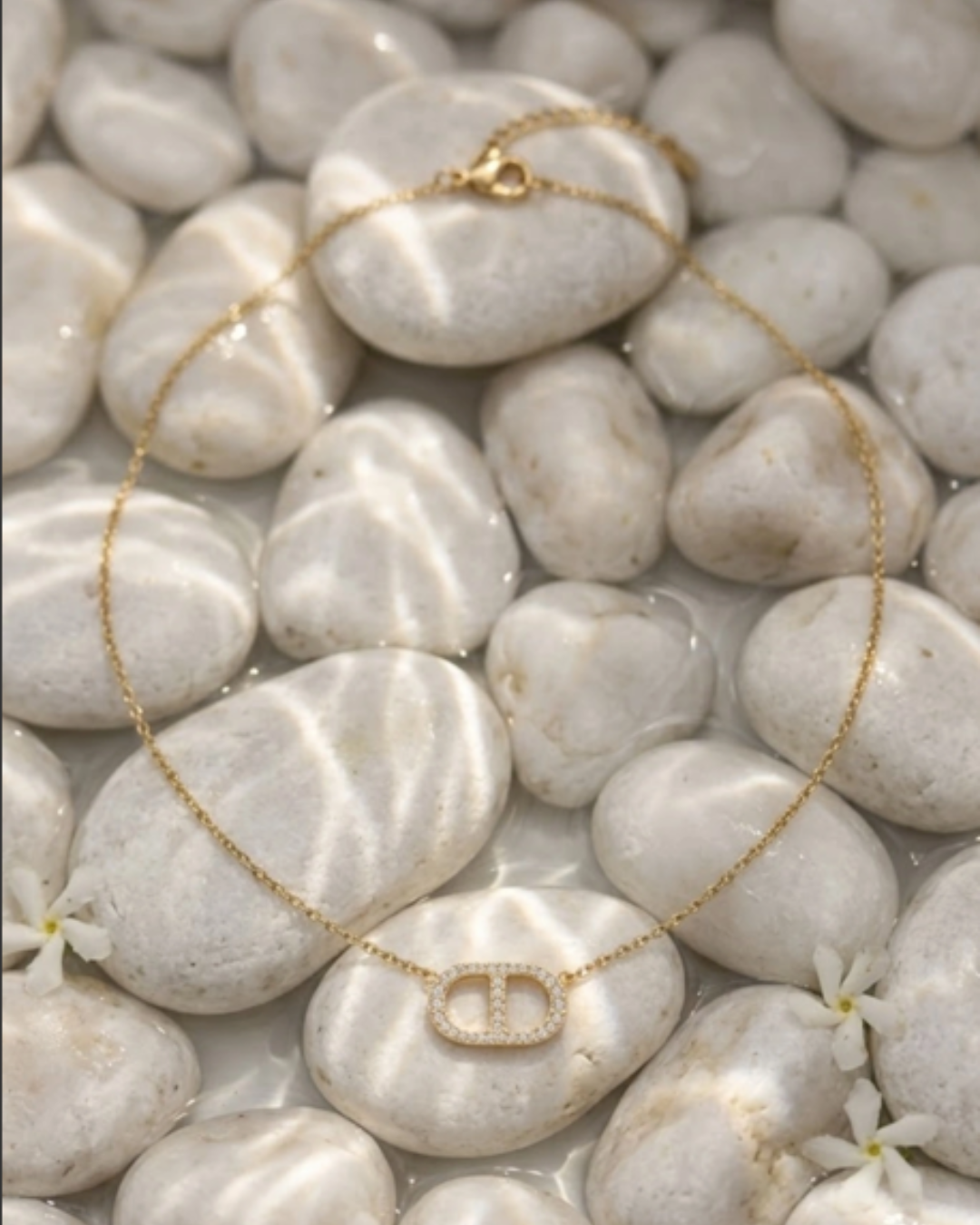LUMINOUS OVAL NECKLACE 222252