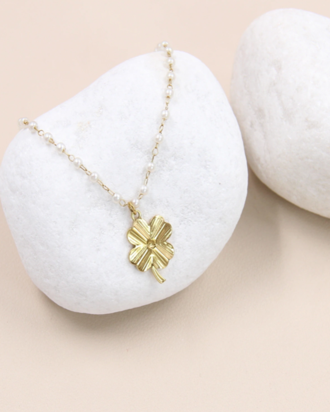 AMARA LUCKY CLOVER NECLACE 983257