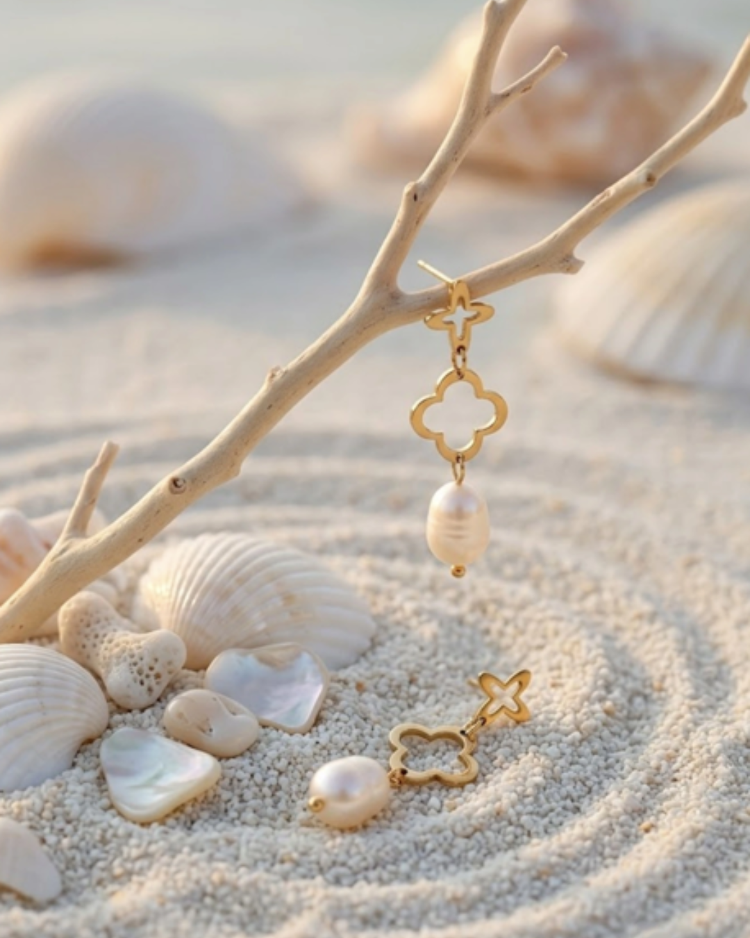 CLOVER PEARL DROPS EARRINGS 315677 — view 3