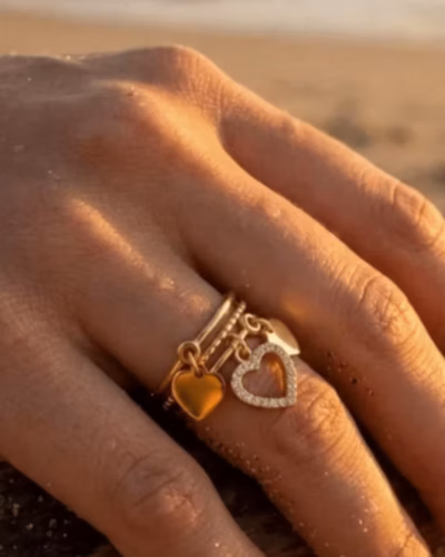 TRIPLE HEARTS CHARM RINGS 928853