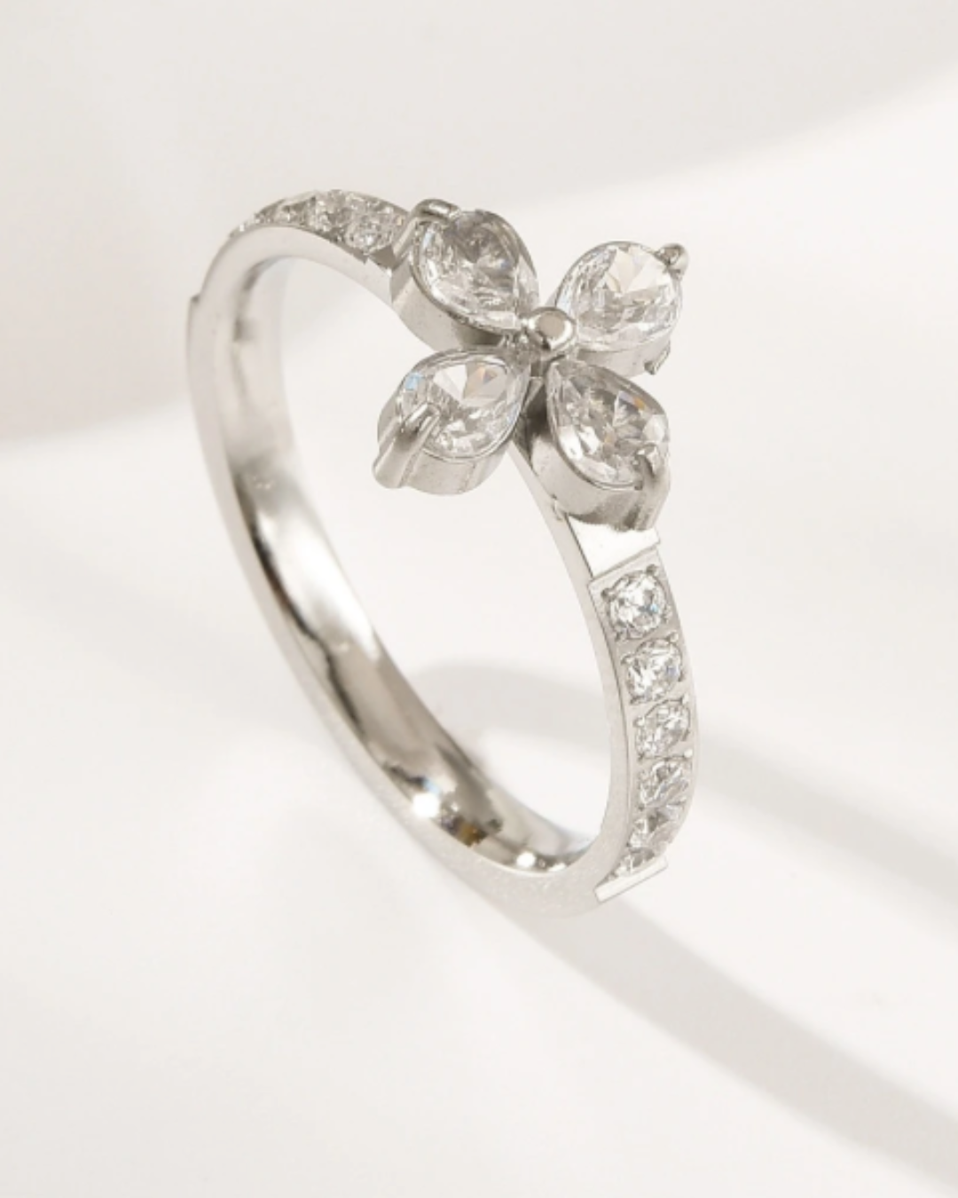 FLEUR CRYSTAL BLOSSOM RING 3217781